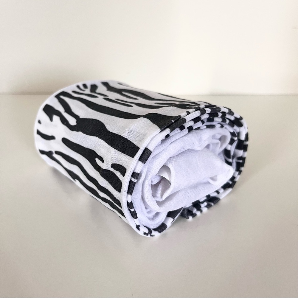 NWOT Zebra print stockings - Picture 9 of 16
